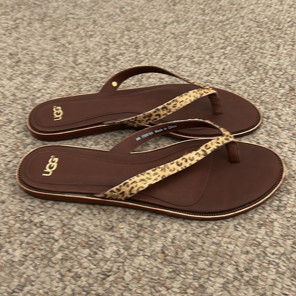 Ugg leopard print exotic thong leather lined soft bed sandals sz 9 - Picture 2 of 7